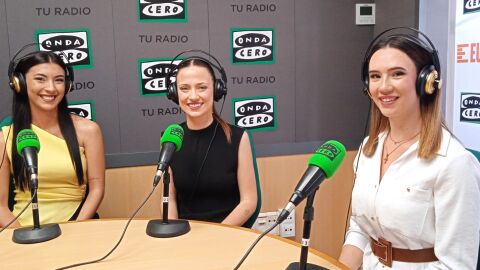 Andrea Puentes, Claudia Porta y Carla Ferr&aacute;ndiz