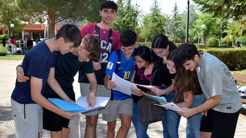 Estudiantes en la EVAU