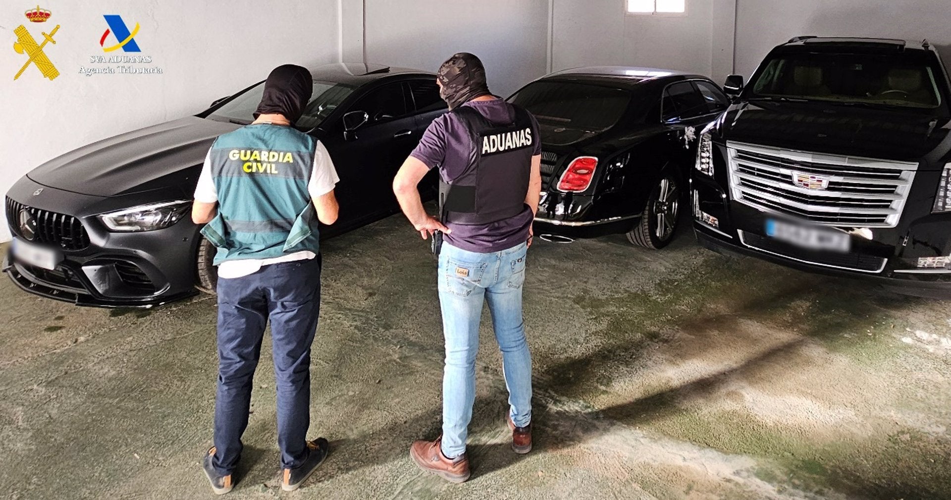 Una veintena de detenidos en Adra y Berja en una operación contra el narcotráfico y la inmigración ilegal Una veintena de detenidos en Adra y Berja en una operación contra el narcotráfico y la inmigración ilegal