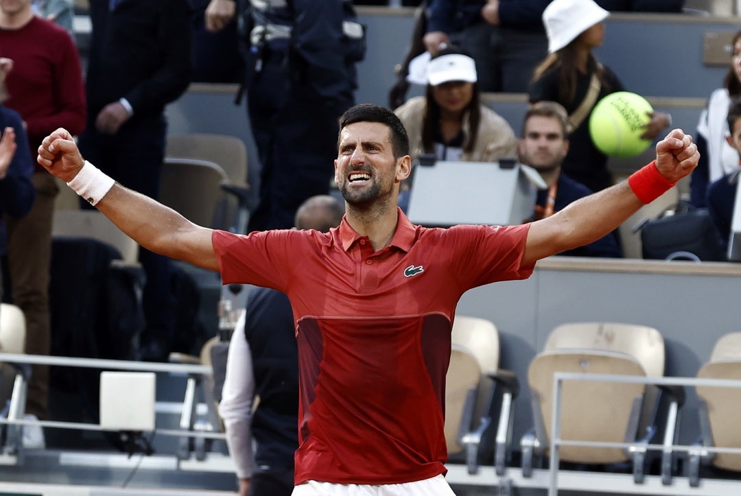 Remontada de Djokovic para meterse en cuartos de final Remontada de Djokovic para meterse en cuartos de final