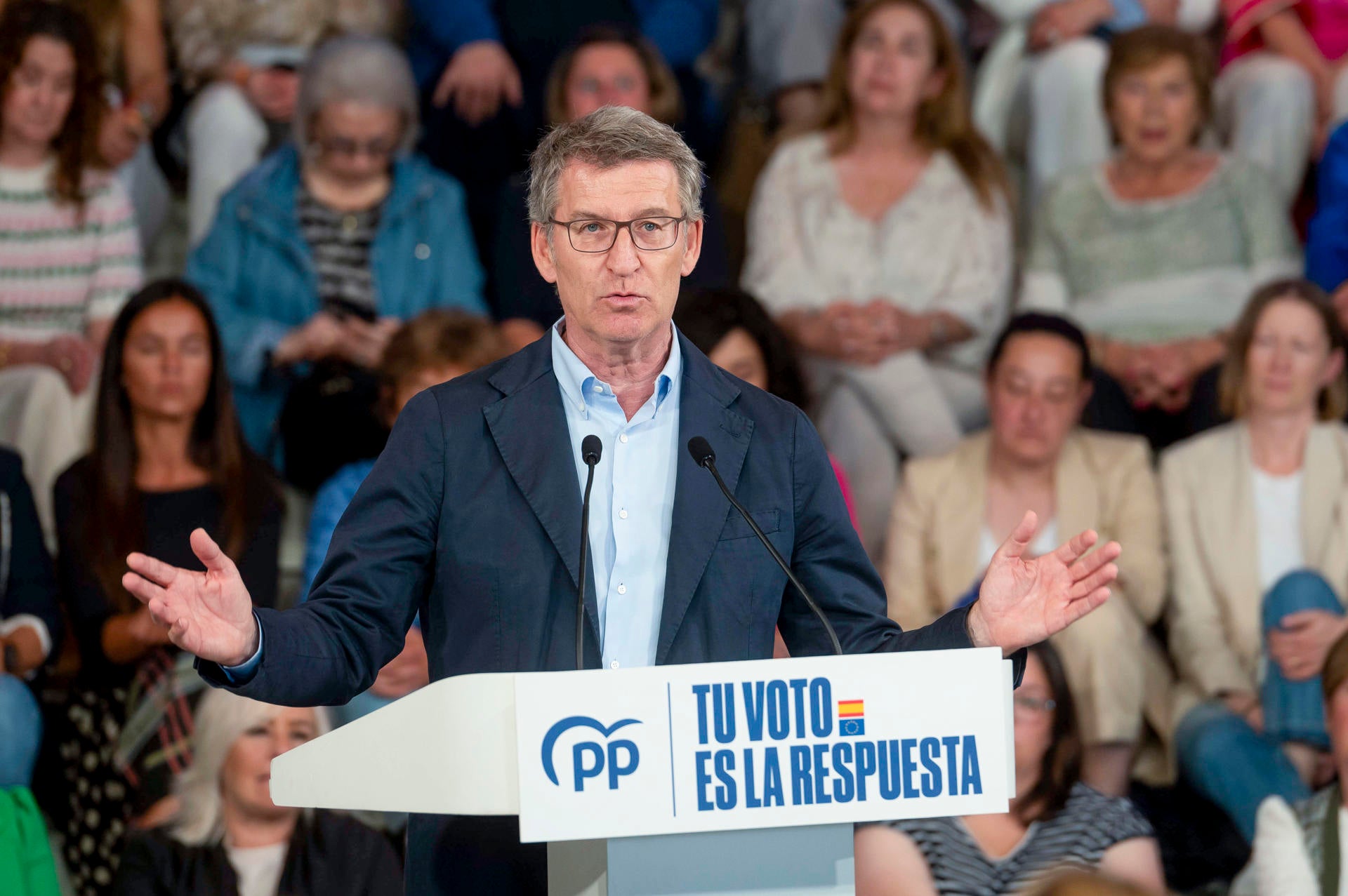 Feijóo pide a Sánchez que asuma su responsabilidad tras la citación de su mujer Feijóo pide a Sánchez que asuma su responsabilidad tras la citación de su mujer