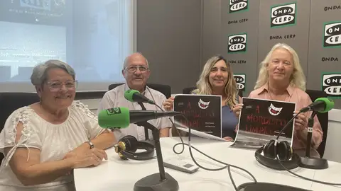 El Grupo de Teatro de 3ª Edad de La Nucía estrena 'A mordisco limpio'. El Grupo de Teatro de 3ª Edad de La Nucía estrena 'A mordisco limpio'.