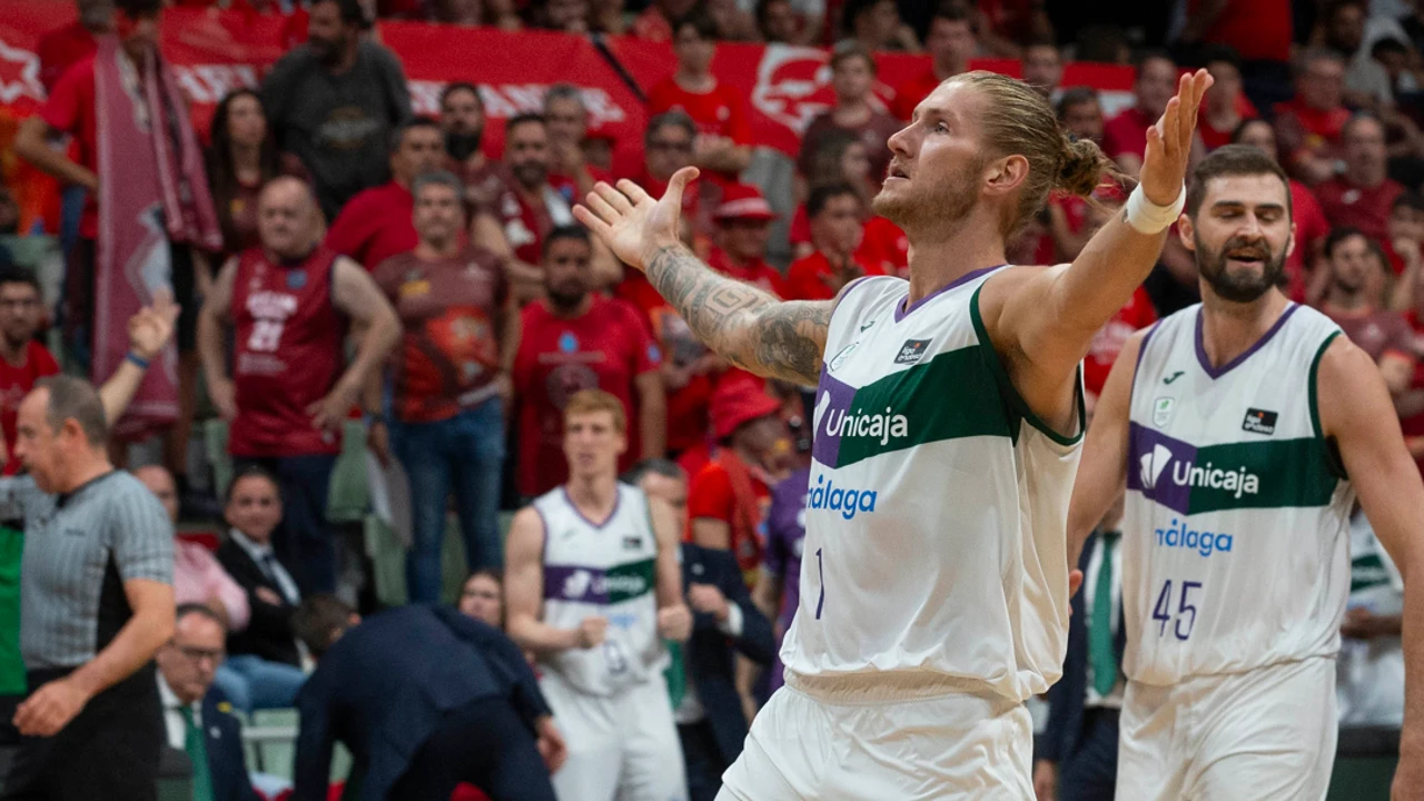 Unicaja fuerza el quinto partido ante UCAM Murcia