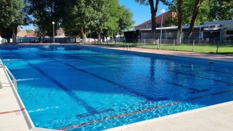 Piscina del Polideportivo Puerta de Santa María