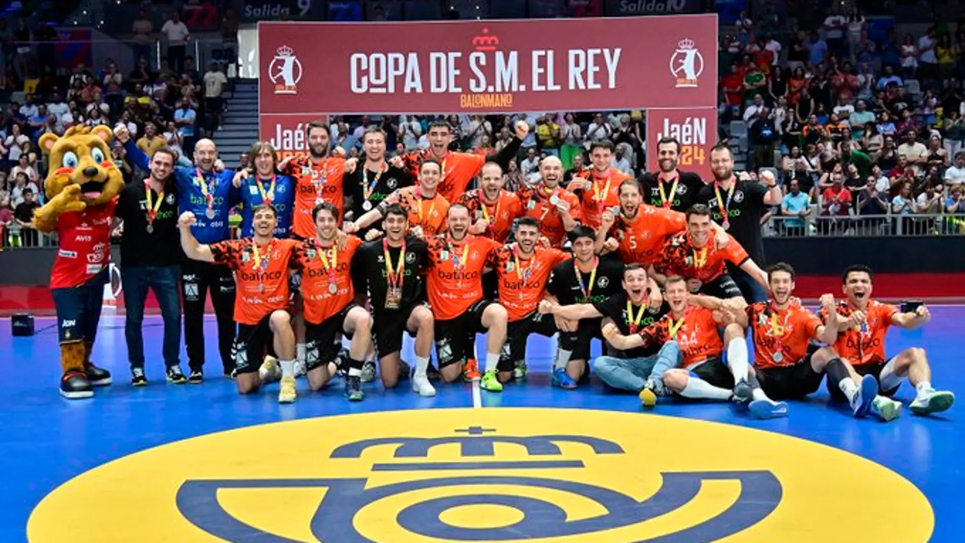 Torrelavega homenajea al Bathco por el subcampeonato de la Copa del Rey 