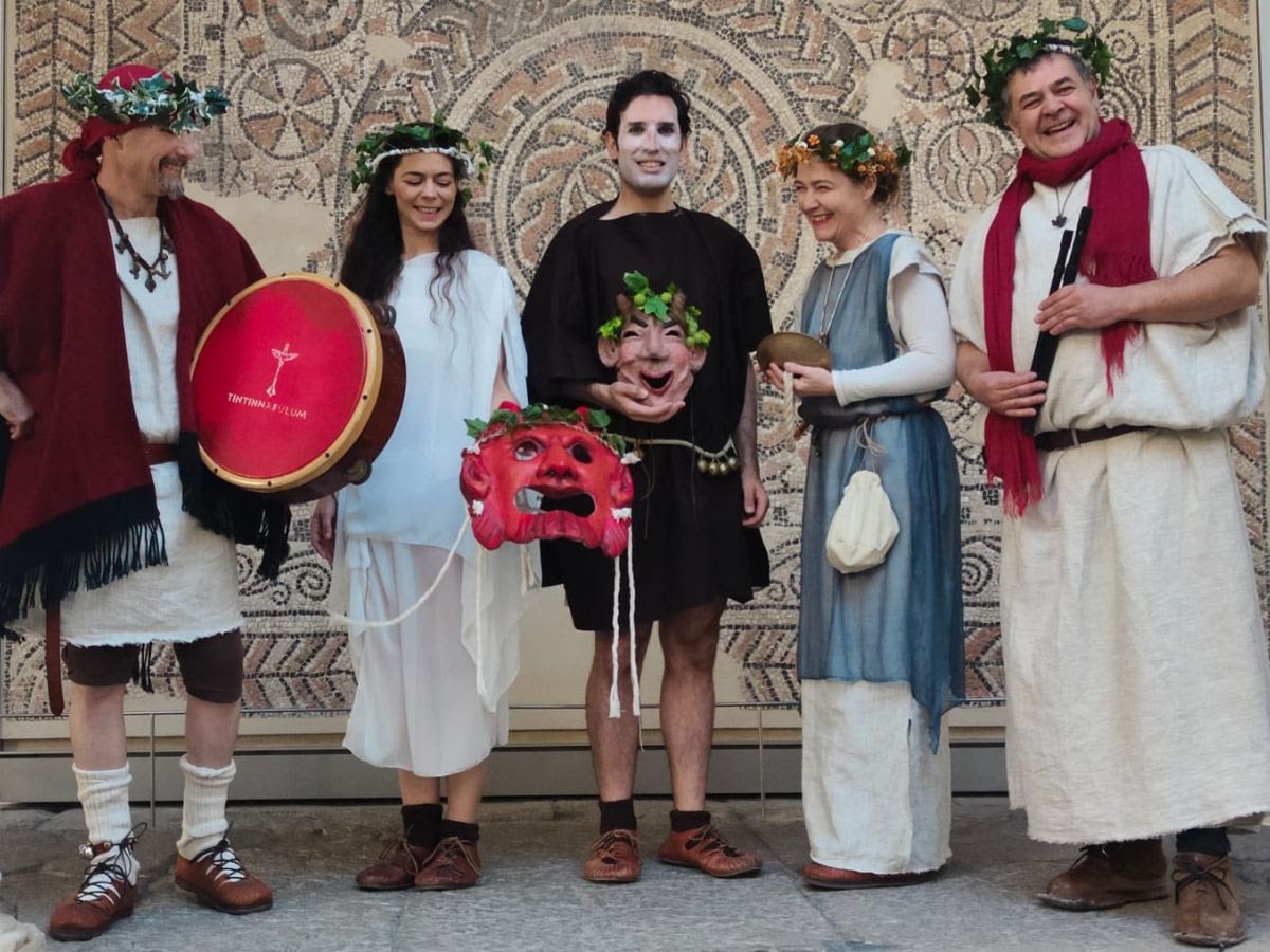 La Diputación palentina celebra en la villa romana la Olmeda la arqueología, la música y el solsticio de verano con múltiples actividades La Diputación palentina celebra en la villa romana la Olmeda la arqueología, la música y el solsticio de verano con múltiples actividades
