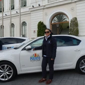 Taxis de El Puerto en la puerta del consistorio Taxis de El Puerto en la puerta del consistorio
