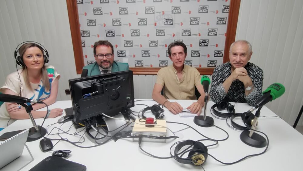 Algunos de nuestro héroes pasaron por nuestros estudios el lunes...