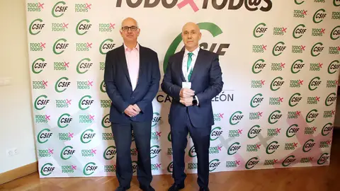 El presidente del sector nacional AGE en CSIF, Carlos Martínez, y el responsable del sector autonómico, Juan Carlos González El presidente del sector nacional AGE en CSIF, Carlos Martínez, y el responsable del sector autonómico, Juan Carlos González