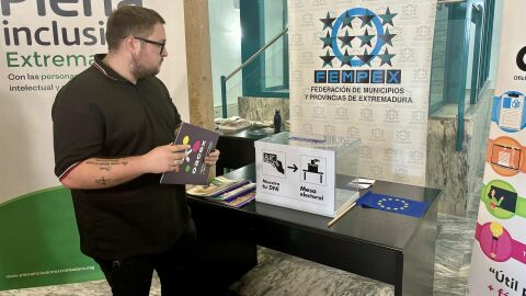 Fempex y Plena Inclusi&oacute;n piden a los ayuntamientos que velen por la accesibilidad cognitiva en los colegios el 9J