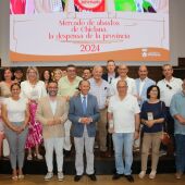 Foto de familia en el acto del aniversario