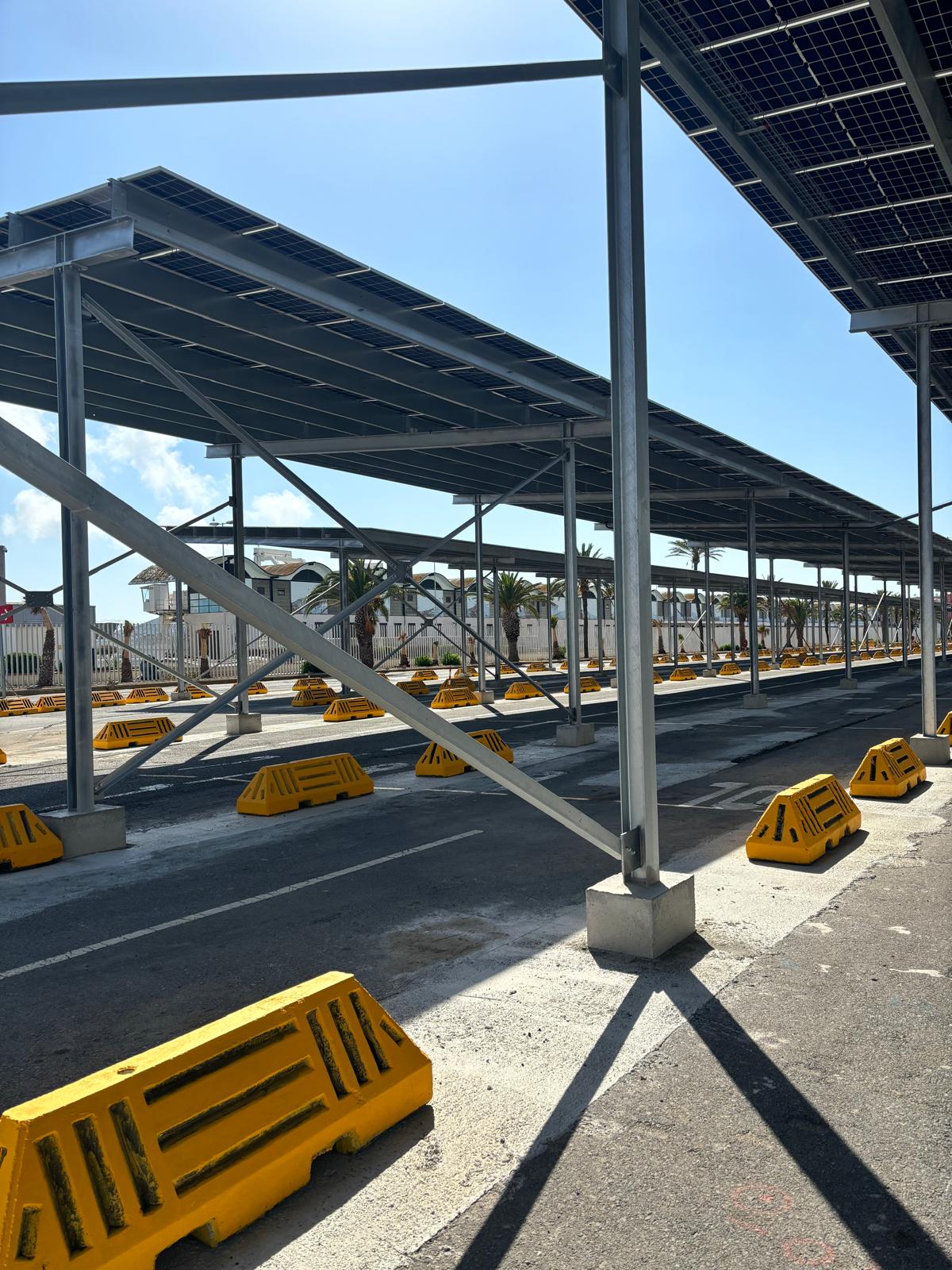 Ceuta contará con 4.450 paneles solares, la mayor instalación de Europa y África Ceuta contará con 4.450 paneles solares, la mayor instalación de Europa y África