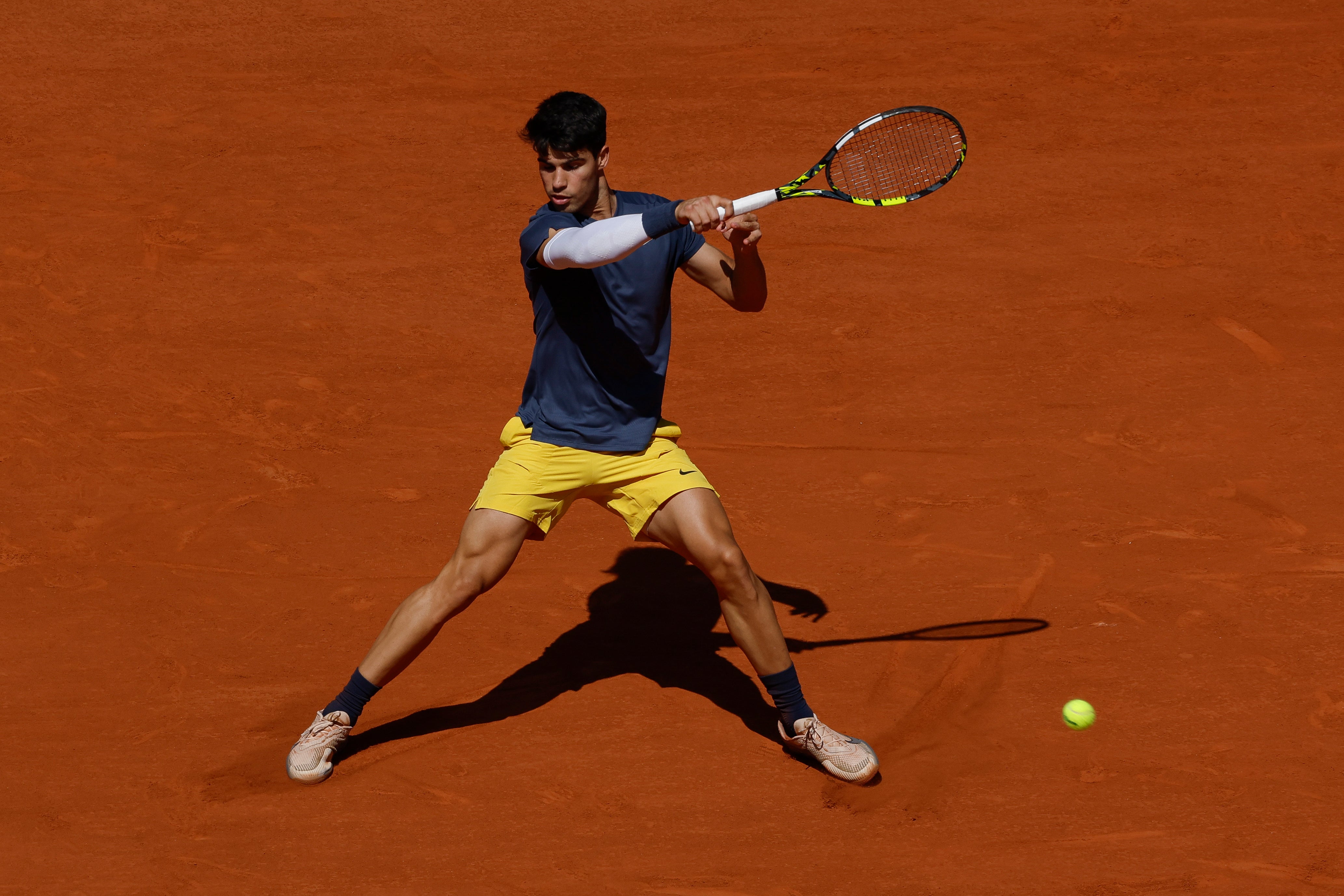 Alcaraz, a la final de Roland Garros tras un épico partido ante Sinner Alcaraz, a la final de Roland Garros tras un épico partido ante Sinner