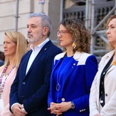 L'alcalde de Barcelona, Jaume Collboni, i la consellera d'Igualtat i Feminismes, Tània Verge, han encapçalat el minut de silenci L'alcalde de Barcelona, Jaume Collboni, i la consellera d'Igualtat i Feminismes, Tània Verge, han encapçalat el minut de silenci