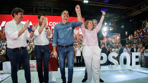 Sánchez insiste en que el PSOE ganará a la internacional ultraderechista de Feijóo, Abascal y Alvise Sánchez insiste en que el PSOE ganará a la internacional ultraderechista de Feijóo, Abascal y Alvise