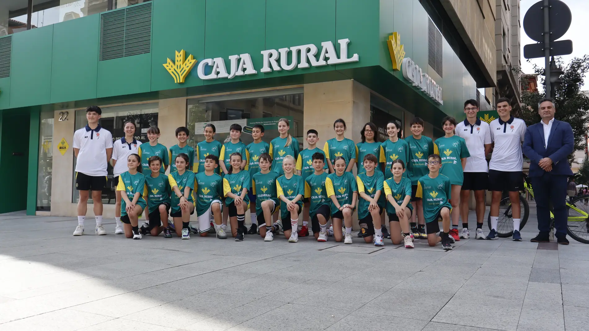 Caja Rural presenta a las selecciones de León y el Bierzo que participarán en el Encuentro Autonómico de Selecciones PDR de baloncesto Caja Rural presenta a las selecciones de León y el Bierzo que participarán en el Encuentro Autonómico de Selecciones PDR de baloncesto