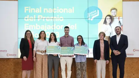 Joan Llinares y finalistas Joan Llinares y finalistas