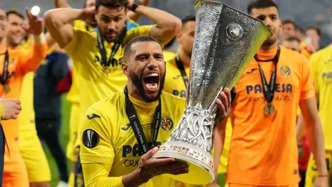 Se va Capoue, el héroe de Gdansk al que no le gustaba ver fútbol Se va Capoue, el héroe de Gdansk al que no le gustaba ver fútbol