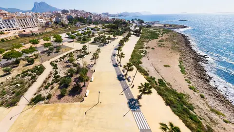 El primer Street Food Market de la Vila arranca el jueves 10 en la playa de les Puntes del Moro El primer Street Food Market de la Vila arranca el jueves 10 en la playa de les Puntes del Moro