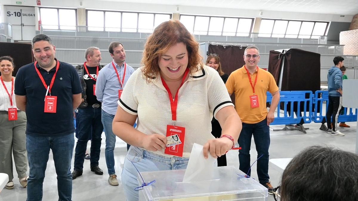 Elena Sancho: "Pese a que algunos nos querían ver desahuciados, los socialistas estamos fuertes" Elena Sancho: "Pese a que algunos nos querían ver desahuciados, los socialistas estamos fuertes"