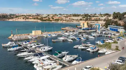 Imagen panorámica de la Marina de Cabo Roig, en Orihuela costa, lugar donde se ha producido el suceso Imagen panorámica de la Marina de Cabo Roig, en Orihuela costa, lugar donde se ha producido el suceso