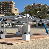 La Vila activa este verano un servicio gratuito de autobús al punto accesible de la Playa Centro para personas con problemas de movilidad La Vila activa este verano un servicio gratuito de autobús al punto accesible de la Playa Centro para personas con problemas de movilidad
