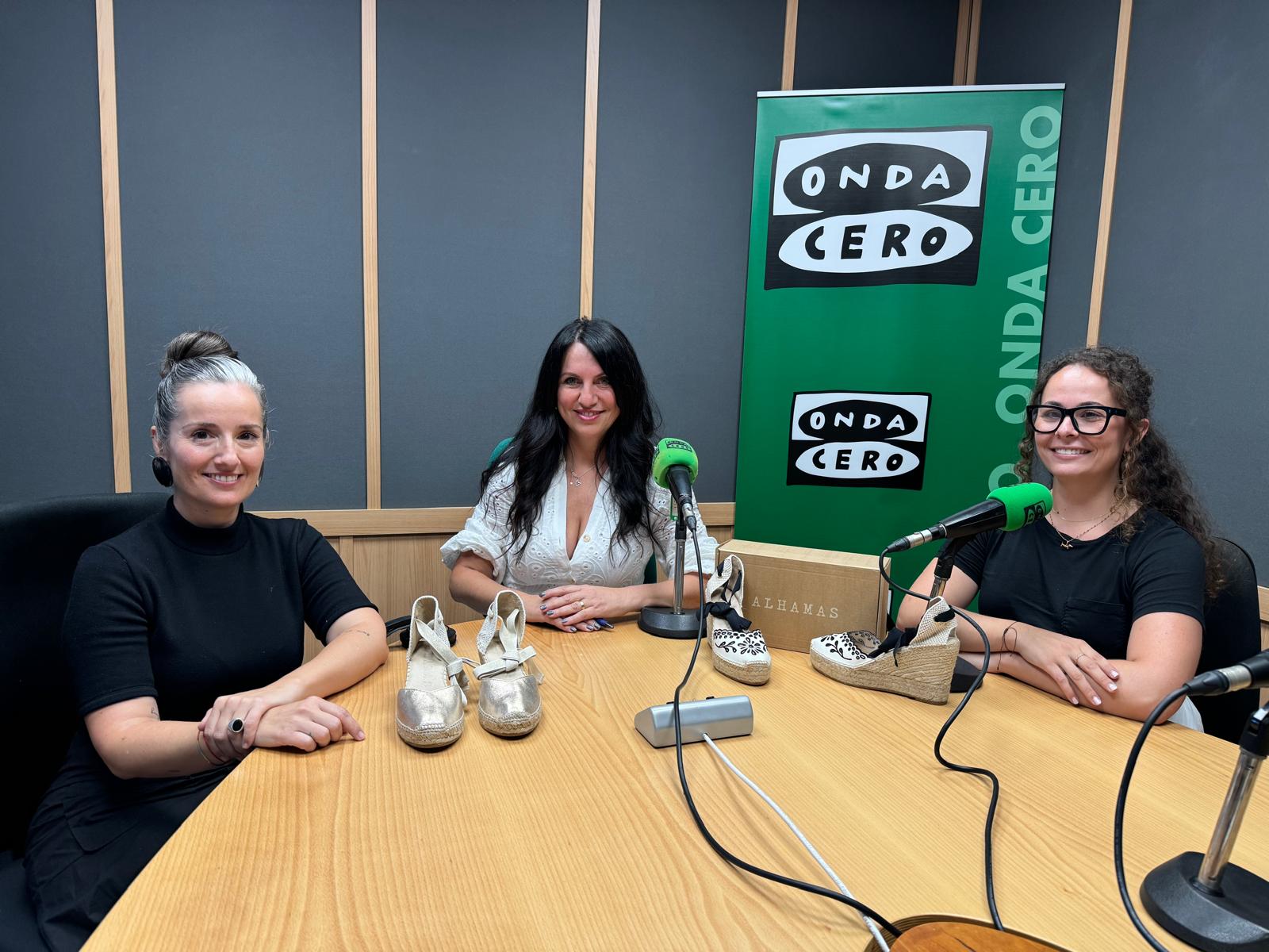 Estas Hogueras de Alicante ponle nubes a tus pies con Alhamas Estas Hogueras de Alicante ponle nubes a tus pies con Alhamas