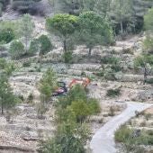 Obras en Bolulla. Piscina y área recreativa