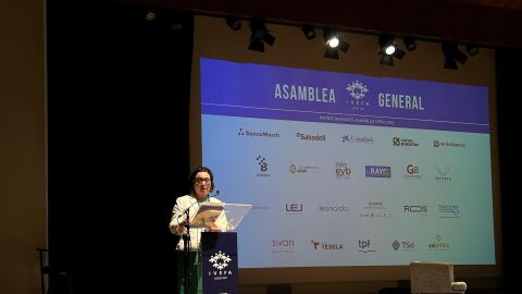 La nueva presidenta ha tomado posesi&oacute;n del cargo durante la Asamble General de IVEFA