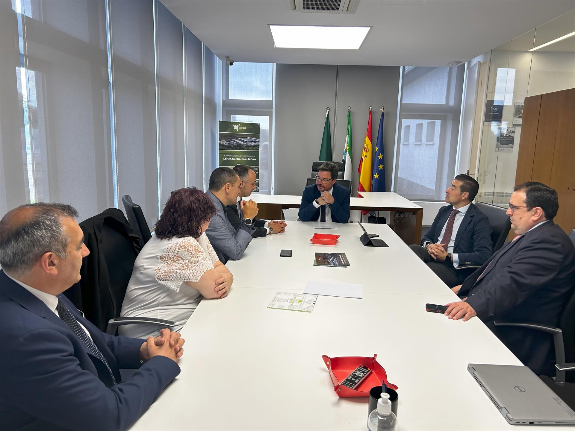 Los trenes de mercancías operarán desde Badajoz en octubre, en Navalmoral a finales de año y en Mérida a inicios de 2025 Los trenes de mercancías operarán desde Badajoz en octubre, en Navalmoral a finales de año y en Mérida a inicios de 2025