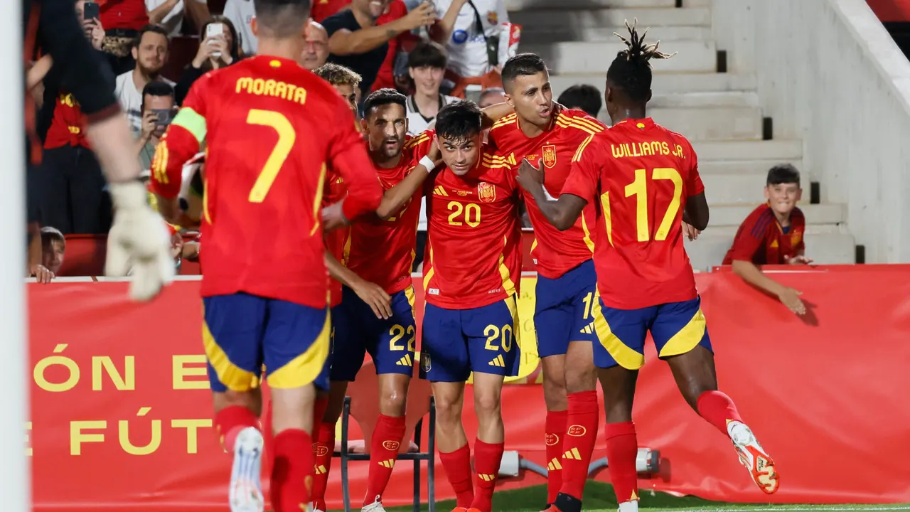 Pedri celebra su gol ante Irlanda del Norte en el amistoso de la selección española.