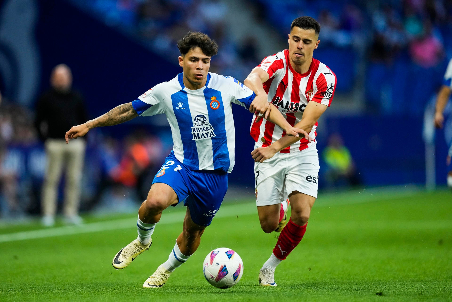 Carlos Muñoz y Ander Mirambell hablan del partido de ascenso a Primera entre el Real Oviedo y el RCD Espanyol