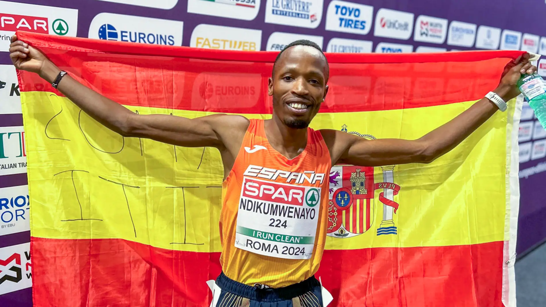 Ndikumwenayo se cuelga el bronce en los 10.000 metros Ndikumwenayo se cuelga el bronce en los 10.000 metros