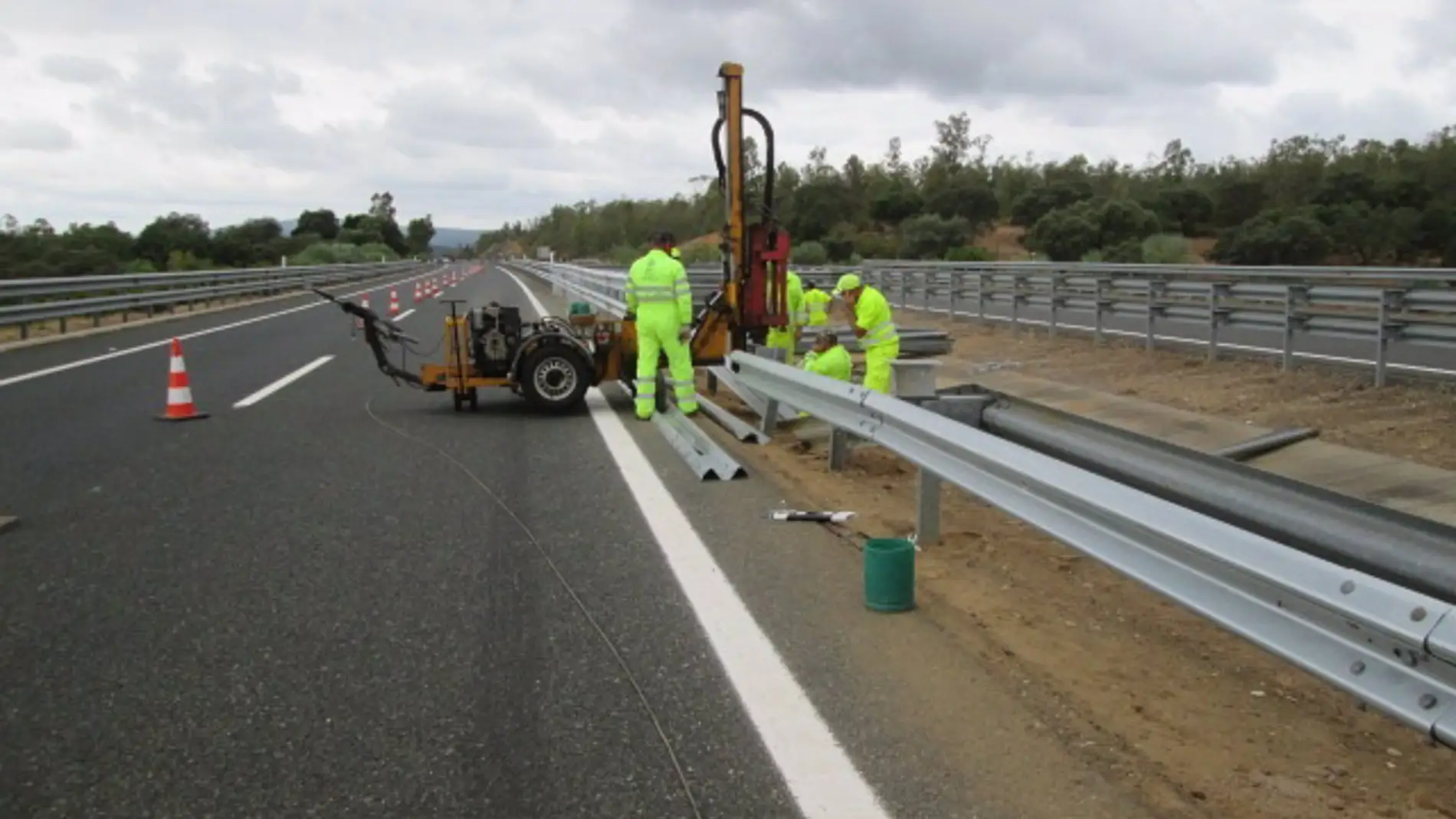 El Ministerio de Transportes licita por 13,8 millones un contrato de conservación de carreteras en la provincia de Badajoz