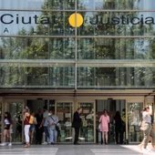 Vista general de la Ciudad de la Justicia de València. Vista general de la Ciudad de la Justicia de València.