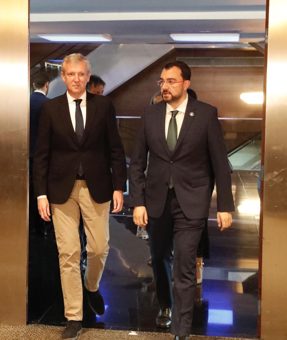 Barbón y Rueda niegan que Asturias y Galicia sufran masificación turística Barbón y Rueda niegan que Asturias y Galicia sufran masificación turística