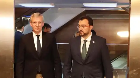 Barbón y Rueda niegan que Asturias y Galicia sufran masificación turística Barbón y Rueda niegan que Asturias y Galicia sufran masificación turística
