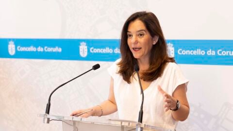 Inés Rey durante el anuncio de los cambios en su gobierno