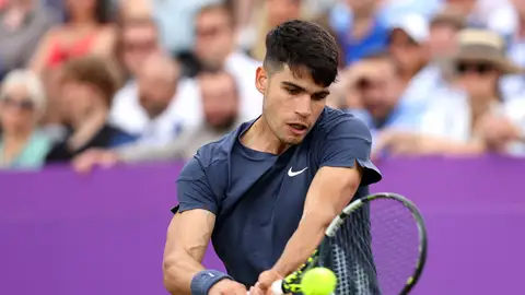 Carlos Alcaraz durante su partido ante Cerúndolo en Queens 2024 Carlos Alcaraz durante su partido ante Cerúndolo en Queens 2024