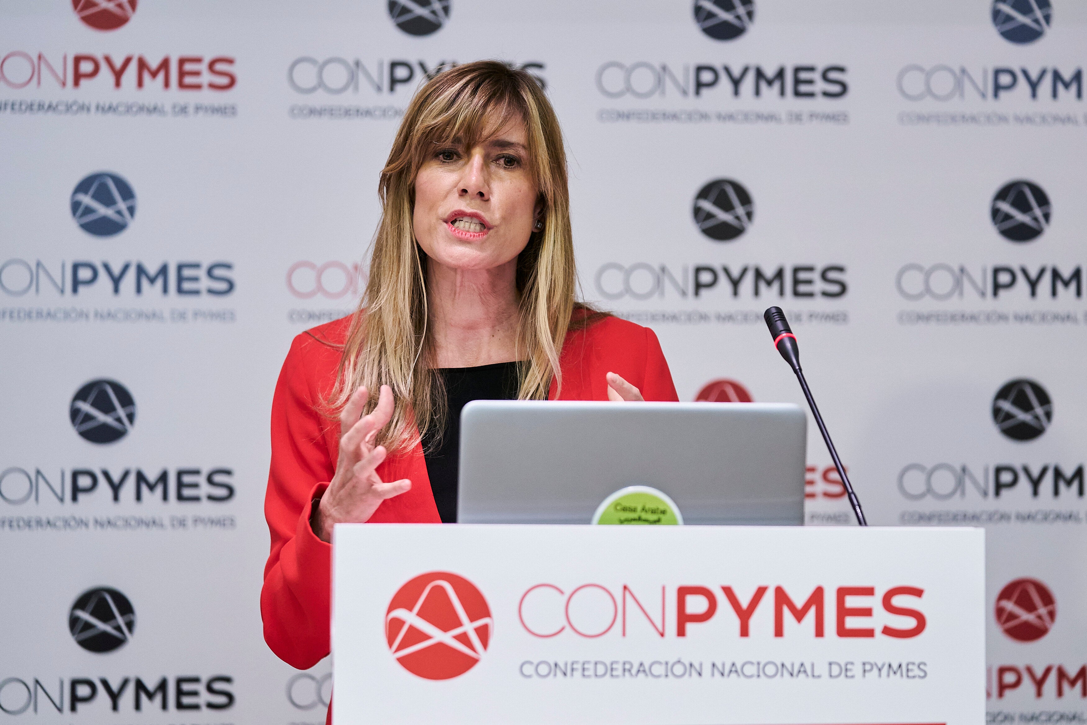 Begoña Gómez contesta al juez que no ha aclarado "nada" sobre los hechos por los que la investiga Begoña Gómez contesta al juez que no ha aclarado "nada" sobre los hechos por los que la investiga