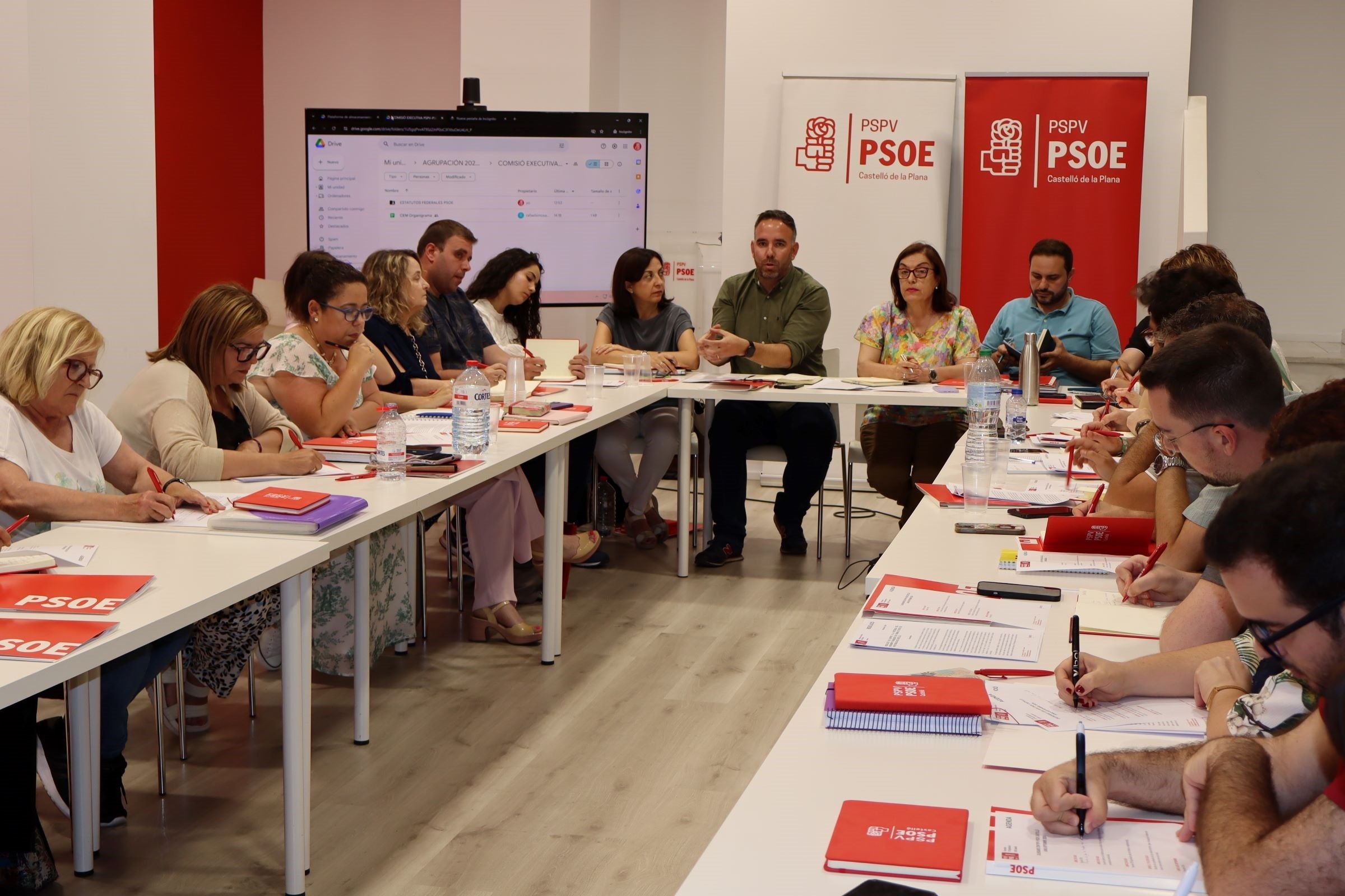 El PSPV defiende la retirada de la cruz franquista del Parque Ribalta y reitera su apoyo al colectivo LGTBI El PSPV defiende la retirada de la cruz franquista del Parque Ribalta y reitera su apoyo al colectivo LGTBI