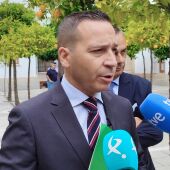 Vox acudirá a los tribunales si la presidenta de la Asamblea no acepta la comparecencia del hermano de Pedro Sánchez.