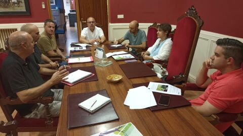 Reunión entre representantes del Consorcio de La Ribera y diferentes Consells Agraris