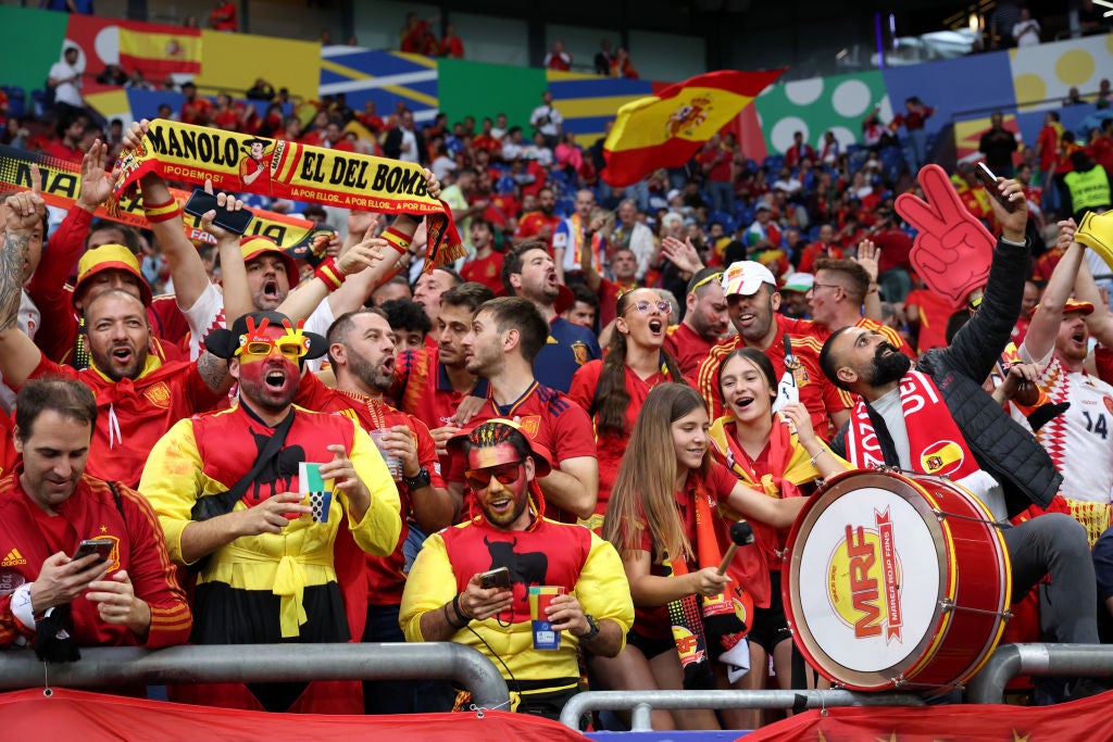 La Eurocopa también se 'juega' en Castellón: animación y pantalla gigante para ver la final La Eurocopa también se 'juega' en Castellón: animación y pantalla gigante para ver la final