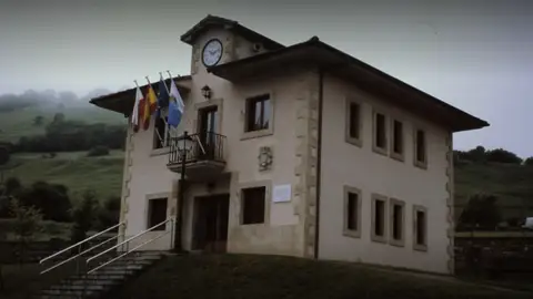 Ayuntamiento de San Miguel de Aguayo Ayuntamiento de San Miguel de Aguayo