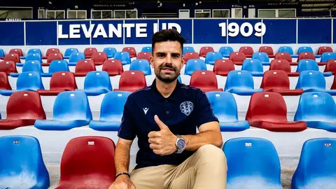 Roger Lamesa, nuevo entrenador del Levante UD Femenino para la próxima temporada Roger Lamesa, nuevo entrenador del Levante UD Femenino para la próxima temporada
