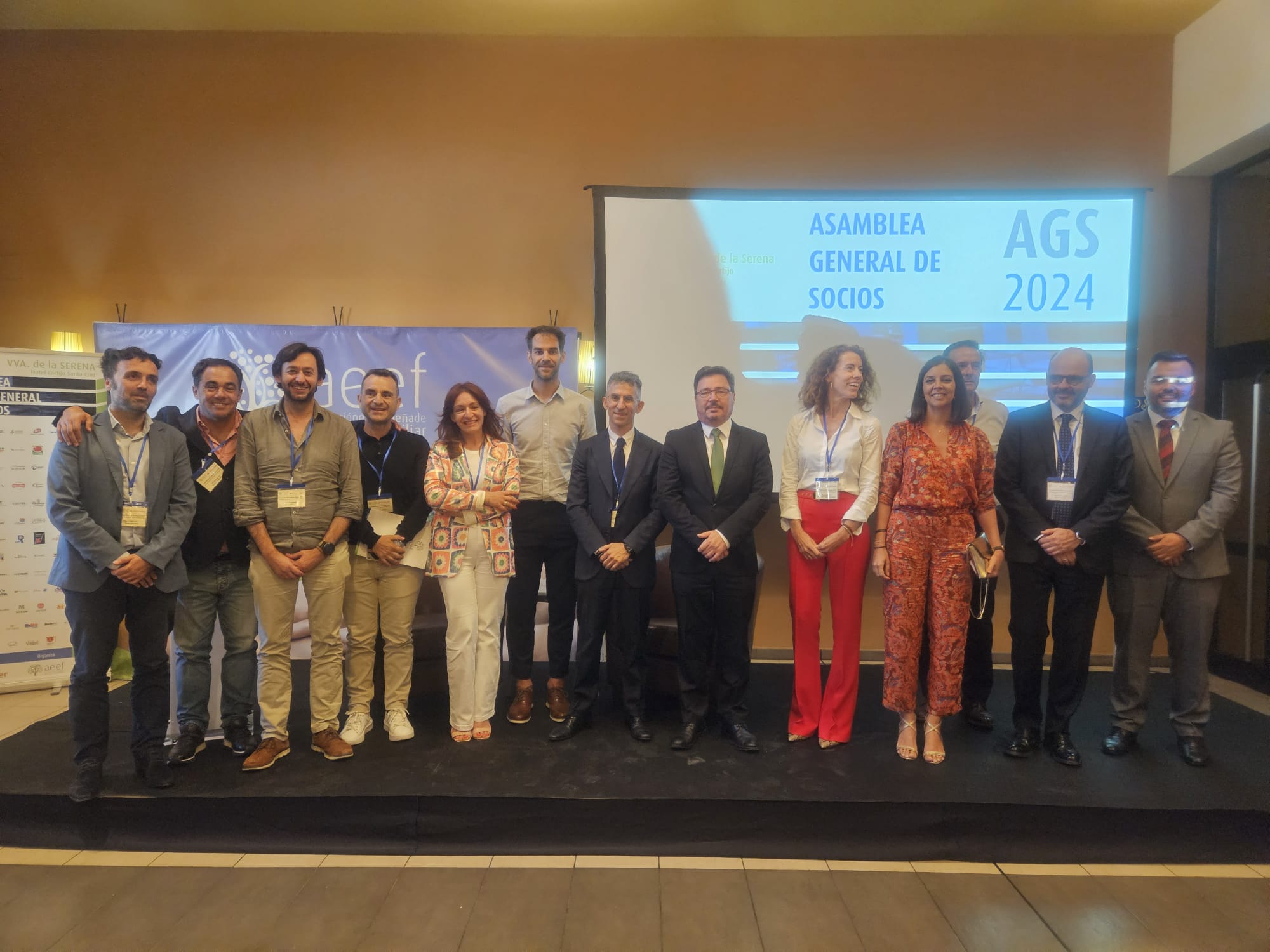La Juna anuncia una línea de ayudas para equipos directivos de empresas La Juna anuncia una línea de ayudas para equipos directivos de empresas