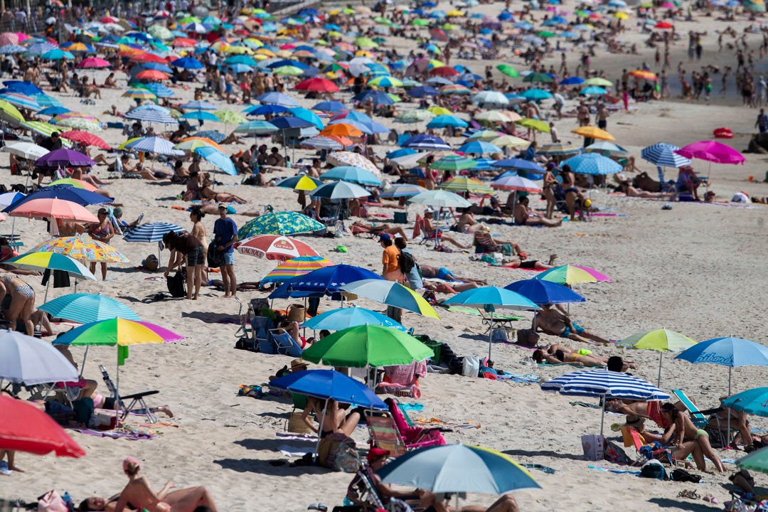 El verano dispara las temperaturas este fin de semana: 40 grados y noches tropicales El verano dispara las temperaturas este fin de semana: 40 grados y noches tropicales