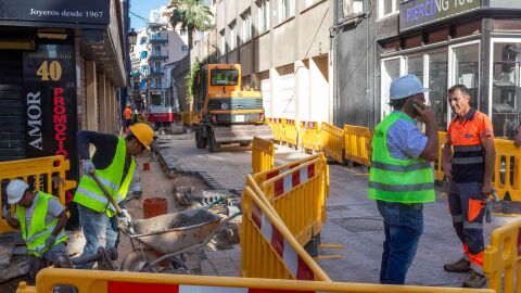 Benidorm avanza en la renovación de todas las conducciones del subsuelo del casco antiguo Benidorm avanza en la renovación de todas las conducciones del subsuelo del casco antiguo