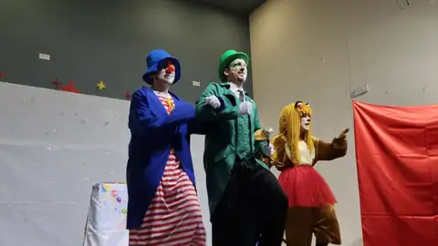 Los Bichos de Luz El circo de la fantasía